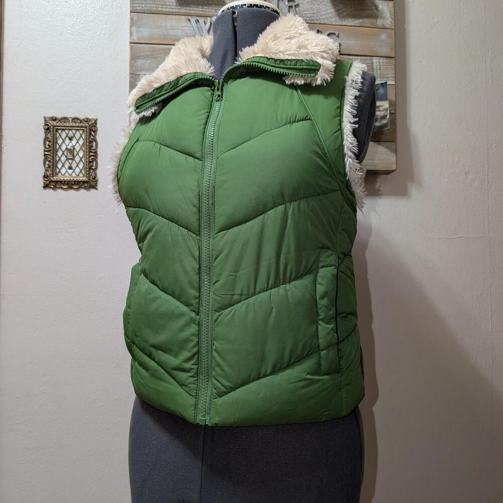 Big-chill Women's Green and cream faux fur puffer vest
